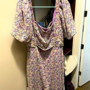 ASTR floral short sleeve asymmetrical hem midi dress